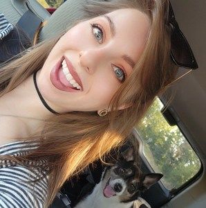 Meet your Posher, Alyson